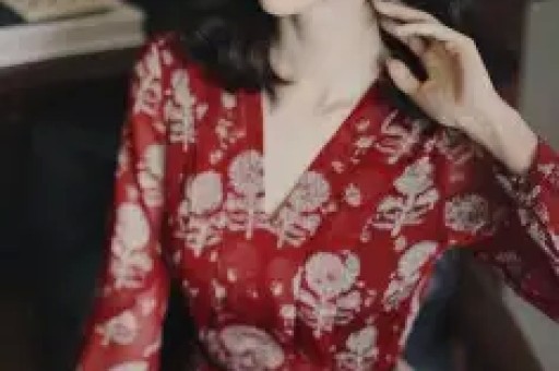 冒牌保健品利润20倍一场直播赚千万优思益和董宇辉应该被罚到倾家荡产